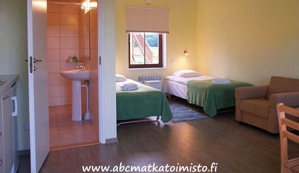 Maria Talu maatilaloma  P�rnu Viro. Lomatalot.  Maatilamatkailu, hotellivaraus, miniloma. Perheloma lasten kanssa ABC matkatoimisto