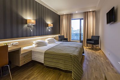 Tervis Medical Spa kylpyl�hotelli P�rnu Superior huone ABC matkatoimisto