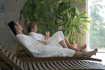 Tervis Medical Spa kylpyl�hotelli P�rnu rentoudu ja virkist�ydy altailla ABC matkatoimisto