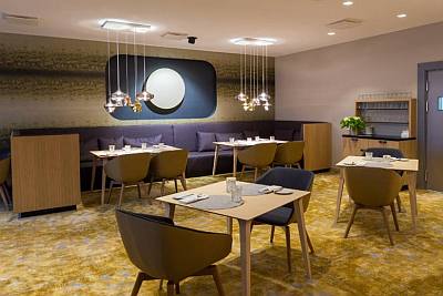 Tervis Medical Spa kylpyl�hotelli P�rnu a la carte ravintolan p�yd�t ABC matkatoimisto