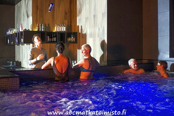 Tervis Medical Spa kylpyl�hotelli P�rnu Kylpyl�loma miniloma perheloma kaupunkiloma Romanttinen loma parisuhdeaikaa kahdestaan ABC matkatoimisto