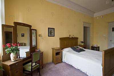 Junior sviitti 5 Villa Ammende hotelli p�rnu kaupunkiloma perheloma ABC matkatoimisto