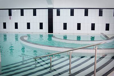 Braavo Spa Hotel Tallinna vanha kaupunki vesipuisto kylpyl� Spa allasosasto ABC matkatoimisto