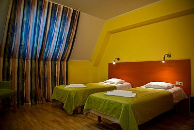 Braavo Spa Hotel Tallinna vanha kaupunki majoitus Standard huone vesipuisto kylpyl� allasosasto spa ABC matkatoimisto