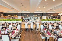 Park Inn by Radisson Meriton Spa Hotel Tallinna ABC matkatoimisto bistroo mary 1