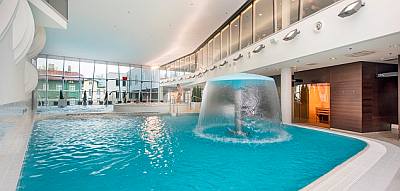 Park Inn by Radisson Meriton Conference Spa Hotel kylpyl�hotelli hotellimatka kaupunkiloma varaus lomalle allasosasto poreallas ABC matkatoimisto