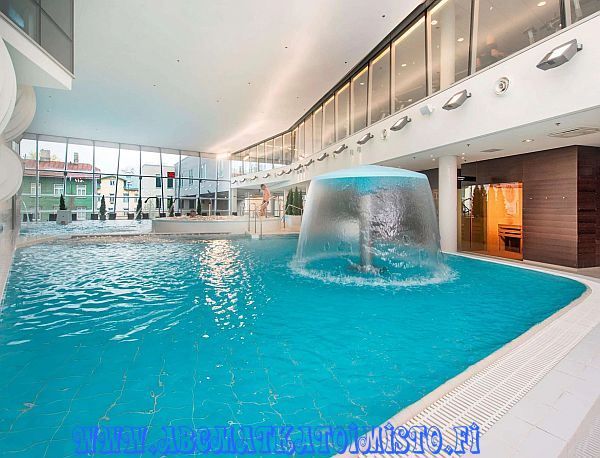 Park Inn by Radisson Meriton Conference & Spa Hotel kylpyl�hotelli Tallinna miniloma kaupunkiloma kylpyl�loma ABC matkatoimisto