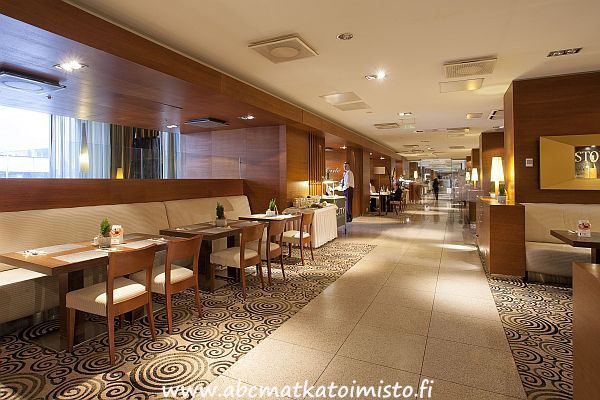 Tallink City Hotel hotelli Tallinna Viro hotellivaraus. Miniloma ja kaupunkiloma tarjoukset ja varaus. L�himatkailu. Perheloma lasten kanssa.  ABC matkatoimisto