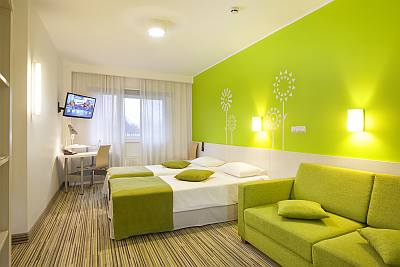 Tallink Express Hotel Tallinna perhehuone perheloma lasten kanssa hotellivaraus huonevaraus hotellitarjous ABC matkatoimisto