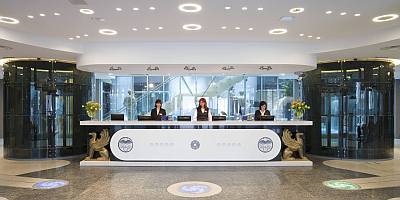 Tallink Spa Conference Spa Hotel kylpyl�hotelli Tallinna  aula vastaanotto illanvietto tyky virkistysp�iv� pikkujoulu kes�juhla ABC matkatoimisto