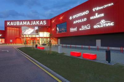 Kaubamajakas ostoskeskus P�rnu ostosreissu kuljetuksella ABC matkatoimisto