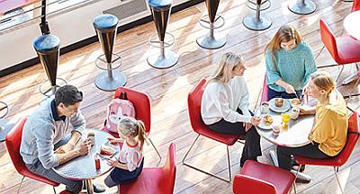 Laivalla Tallinnaan laivamatka Tallinnaan Caferia satama buffet meriaamiainen Auto Moottoripy�r� Polkupy�r� Reittimatka P�iv�risteily Miniristeily varaus Ecker� Line Ms Finlandia