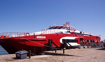 Linda Line Express pikalaiva katamaraani Tallinnaan Merilin ABC matkatoimisto