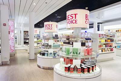 Tallink Silja ms Europa 22h viihderisteily Tallinnaan ostokset kauppa tuliaiset risteily Helsinki Tallinna  ABC matkatoimisto