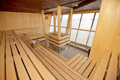 Tallink Silja ms Europa 22h viihderisteily Tallinnaan Sauna rentoutuminen risteily Helsinki Tallinna ABC matkatoimisto