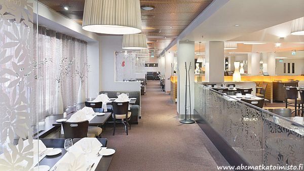 Senso ravintola Tallinna  Radisson Blu Hotel Olumpia hotellissa Virossa. lounasravintola.  lounas. tykyp�iv�, virkistysp�iv� ja pikkujoulu. tyky, ryhm�ruokailut ja a la carte  illallinen. ruokalista kes�juhla ABC matkatoimisto