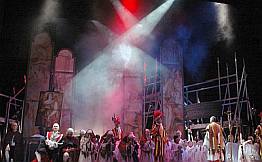 Tosca ooppera Viron Kansallisooppera Tallinna Estonia teatteri ABC matkatoimisto